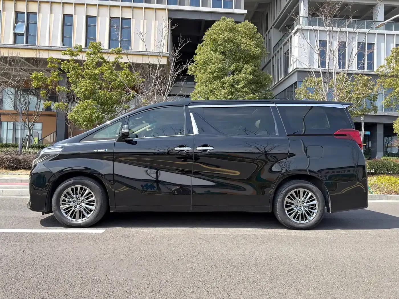 2020 Alphard Hybrid 2.5L Premium Edition — миниатюра 12