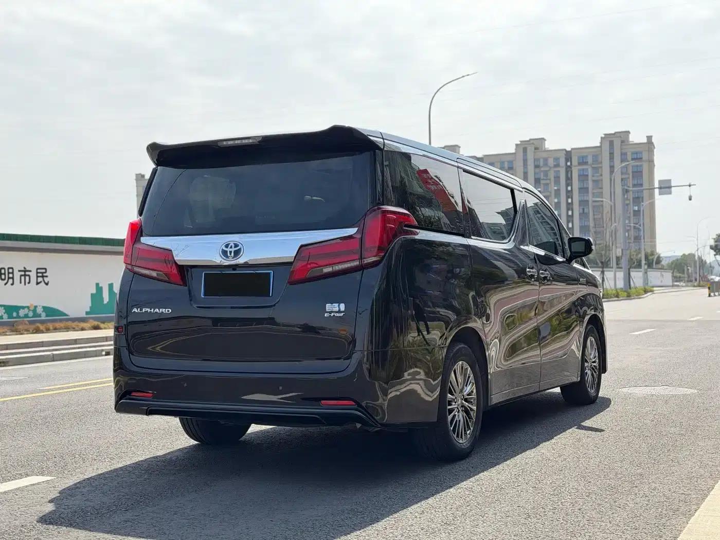 2020 Alphard Hybrid 2.5L Premium Edition — миниатюра 13
