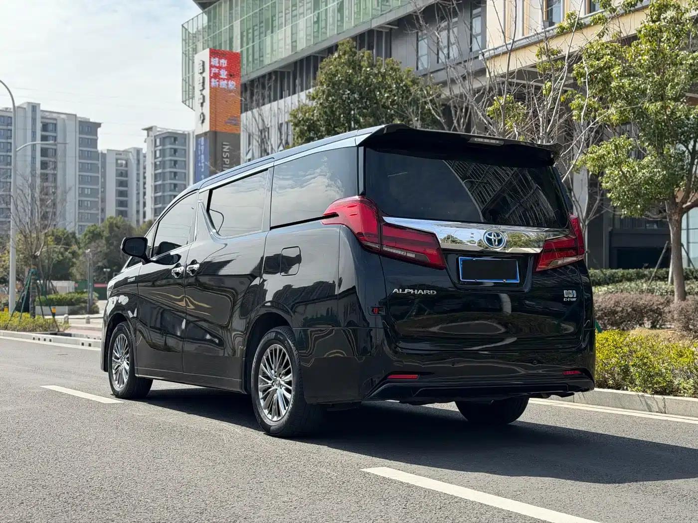 2020 Alphard Hybrid 2.5L Premium Edition — миниатюра 15