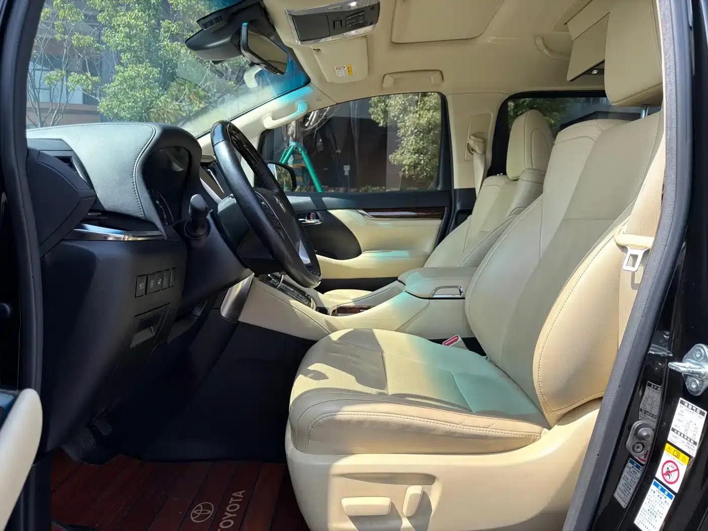 2020 Alphard Hybrid 2.5L Premium Edition — миниатюра 5