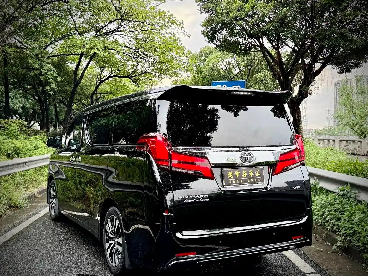 2018 Alphard 3.5L Premium Edition — миниатюра 6