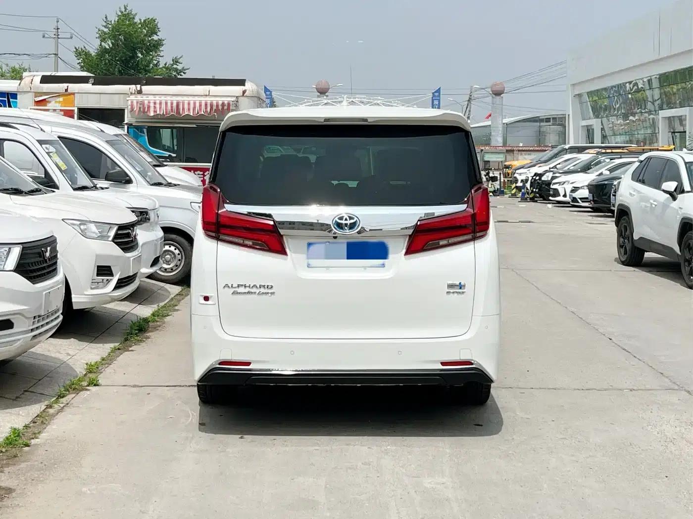 2021 Alphard Hybrid 2.5L Premium Edition — миниатюра 3