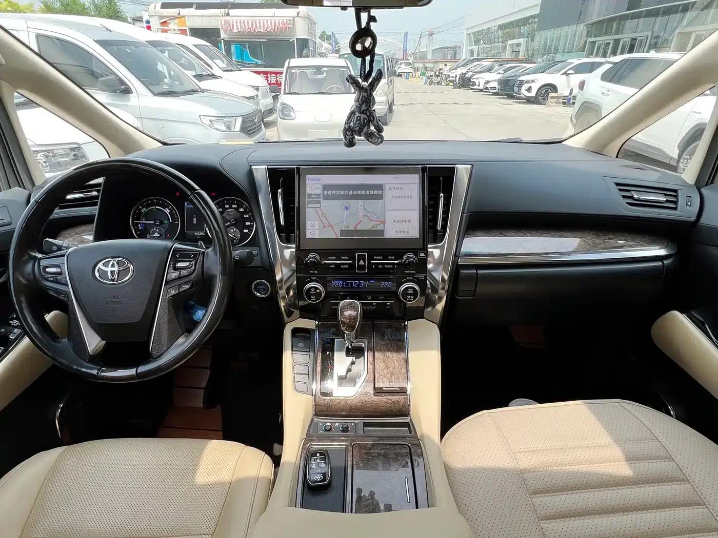 2021 Alphard Hybrid 2.5L Premium Edition — миниатюра 5