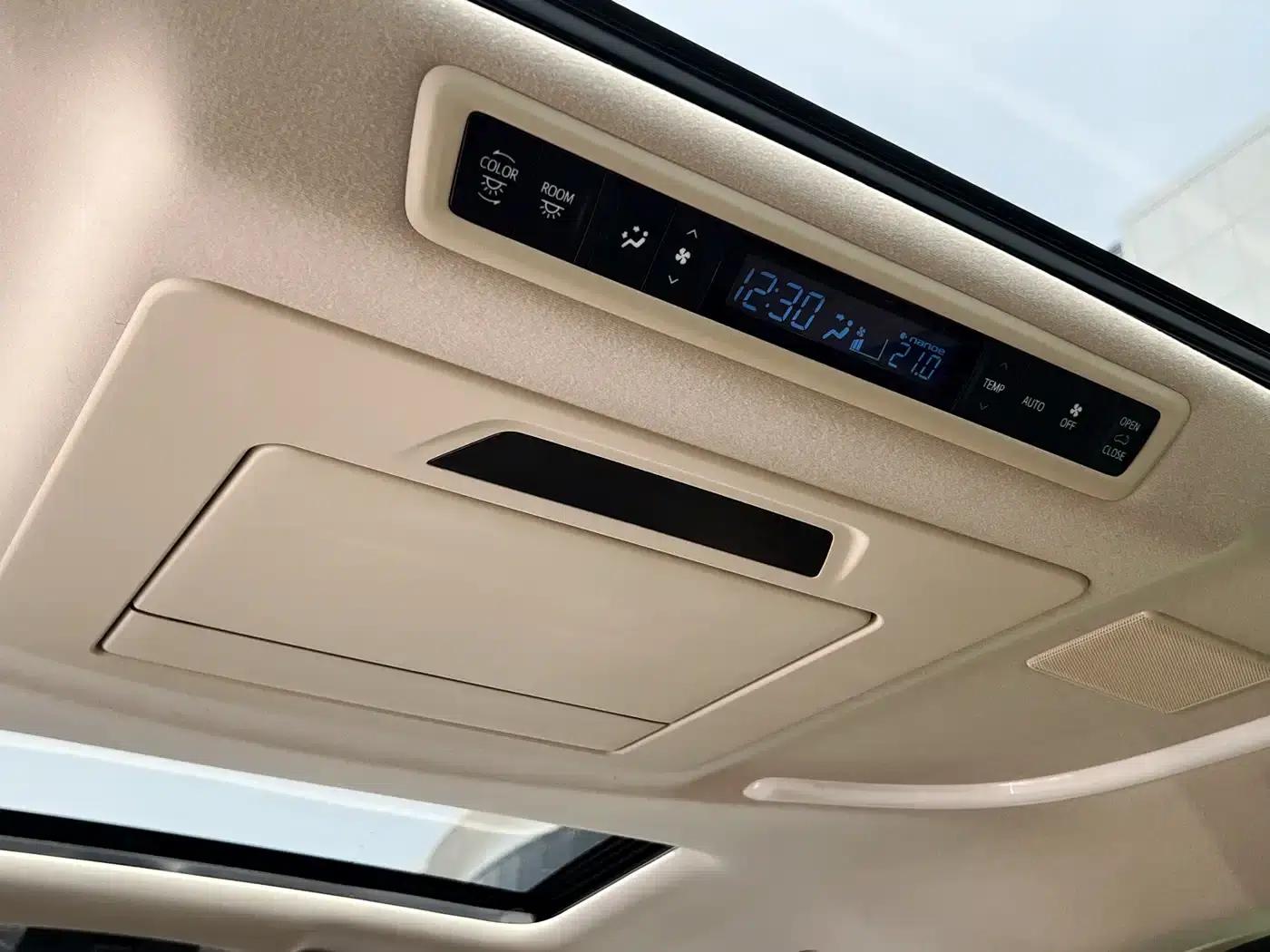 2021 Alphard Hybrid 2.5L Premium Edition — миниатюра 10
