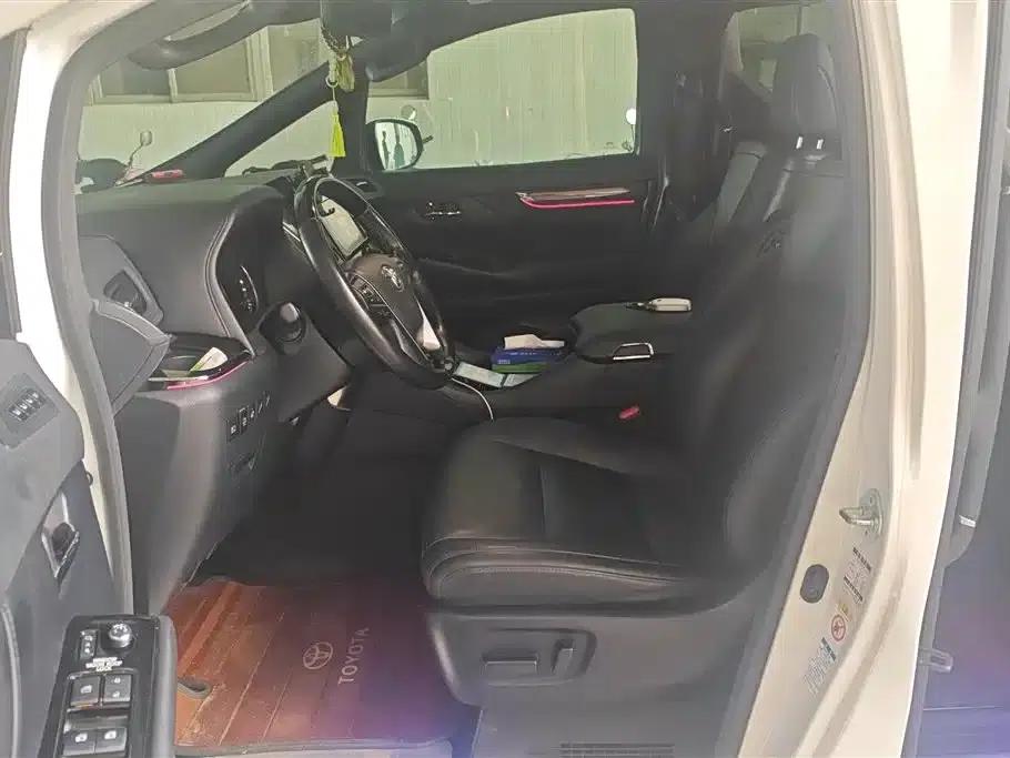2019 Alphard Hybrid 2.5L Luxury Edition — миниатюра 9