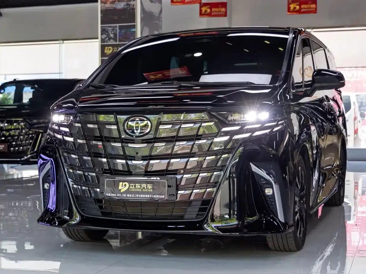 2026 Alphard 2.5L Automatic — миниатюра 1