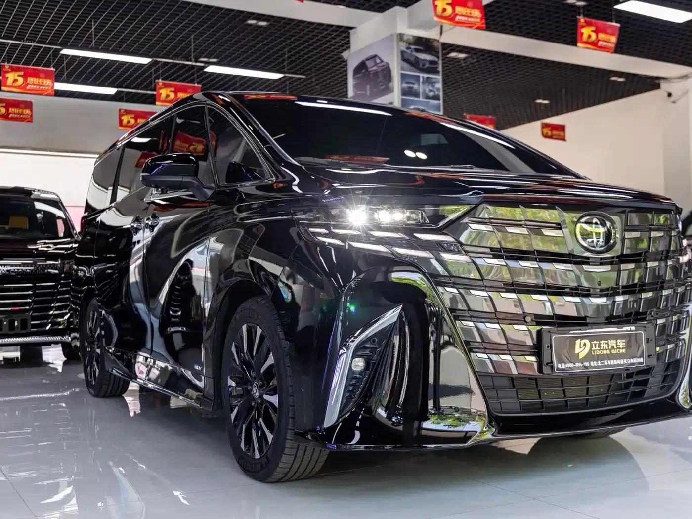 2026 Alphard 2.5L Automatic — миниатюра 3
