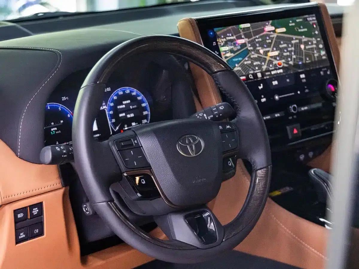 2026 Alphard 2.5L Automatic — миниатюра 4
