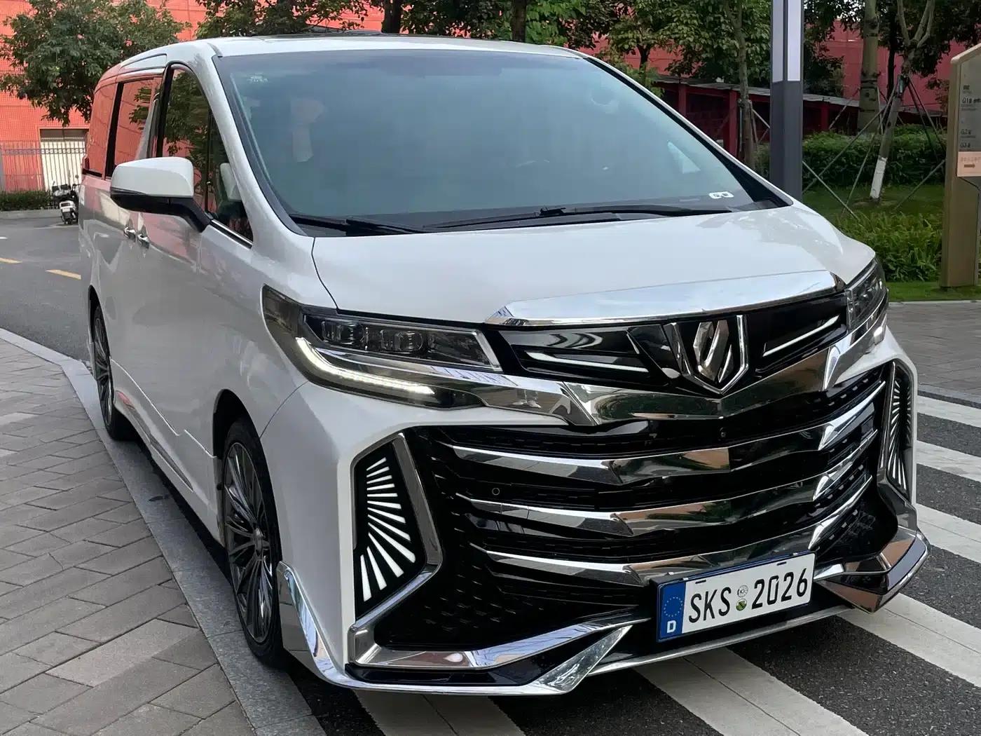2018 Alphard Facelift 3.5L Luxury Edition — миниатюра 3