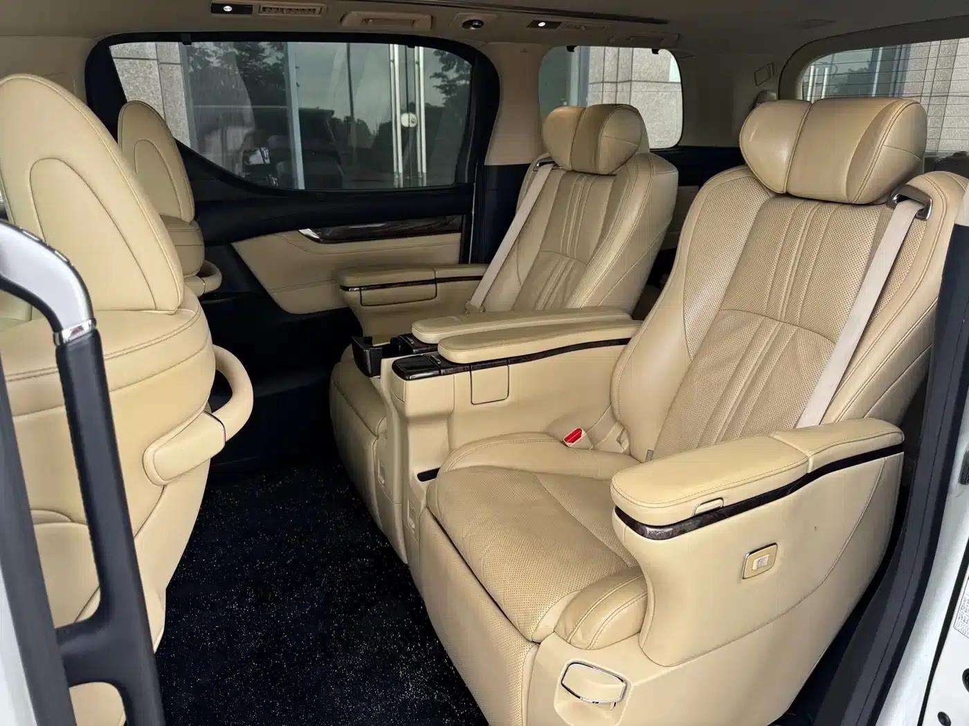 2018 Alphard Facelift 3.5L Premium Edition — миниатюра 5