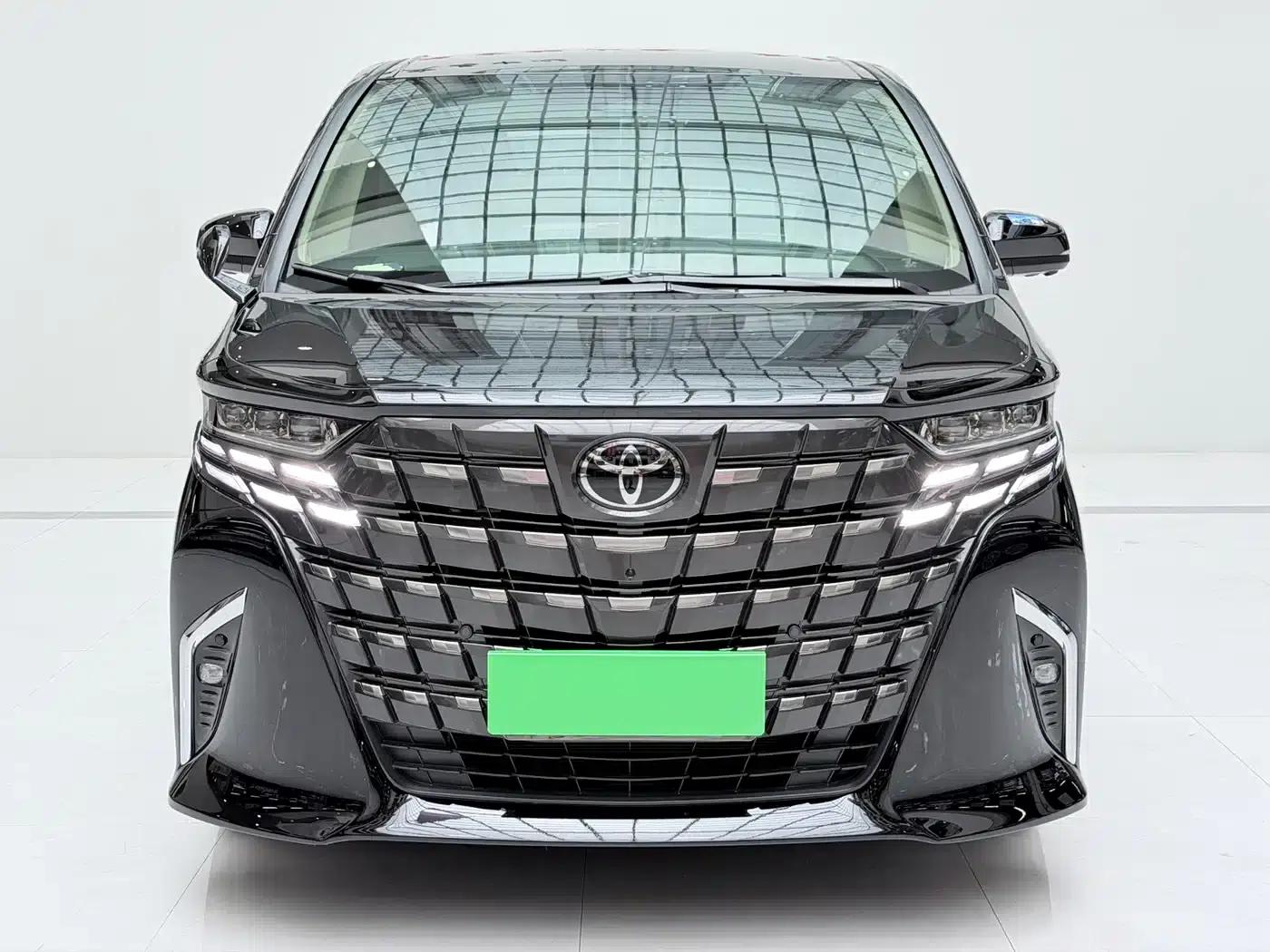 2024 Alphard Hybrid 2.5L Premium Edition — миниатюра 2