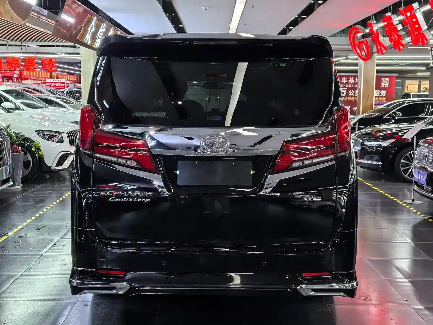 2018 Alphard 3.5L Premium Edition — миниатюра 5