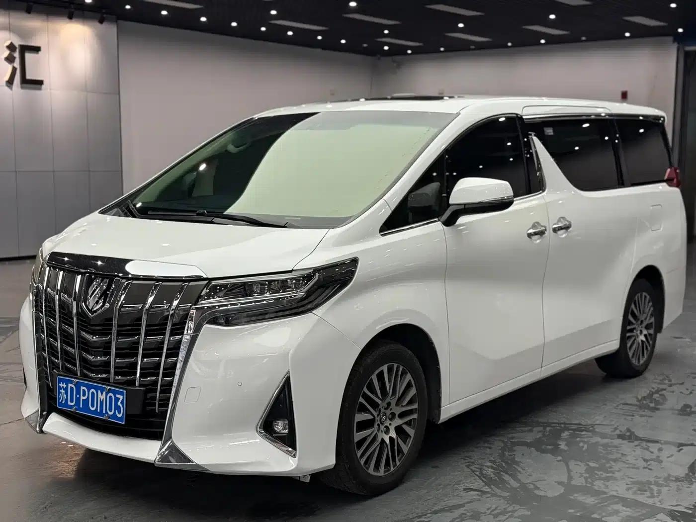 2015 Alphard 3.5L Luxury Edition — миниатюра 1