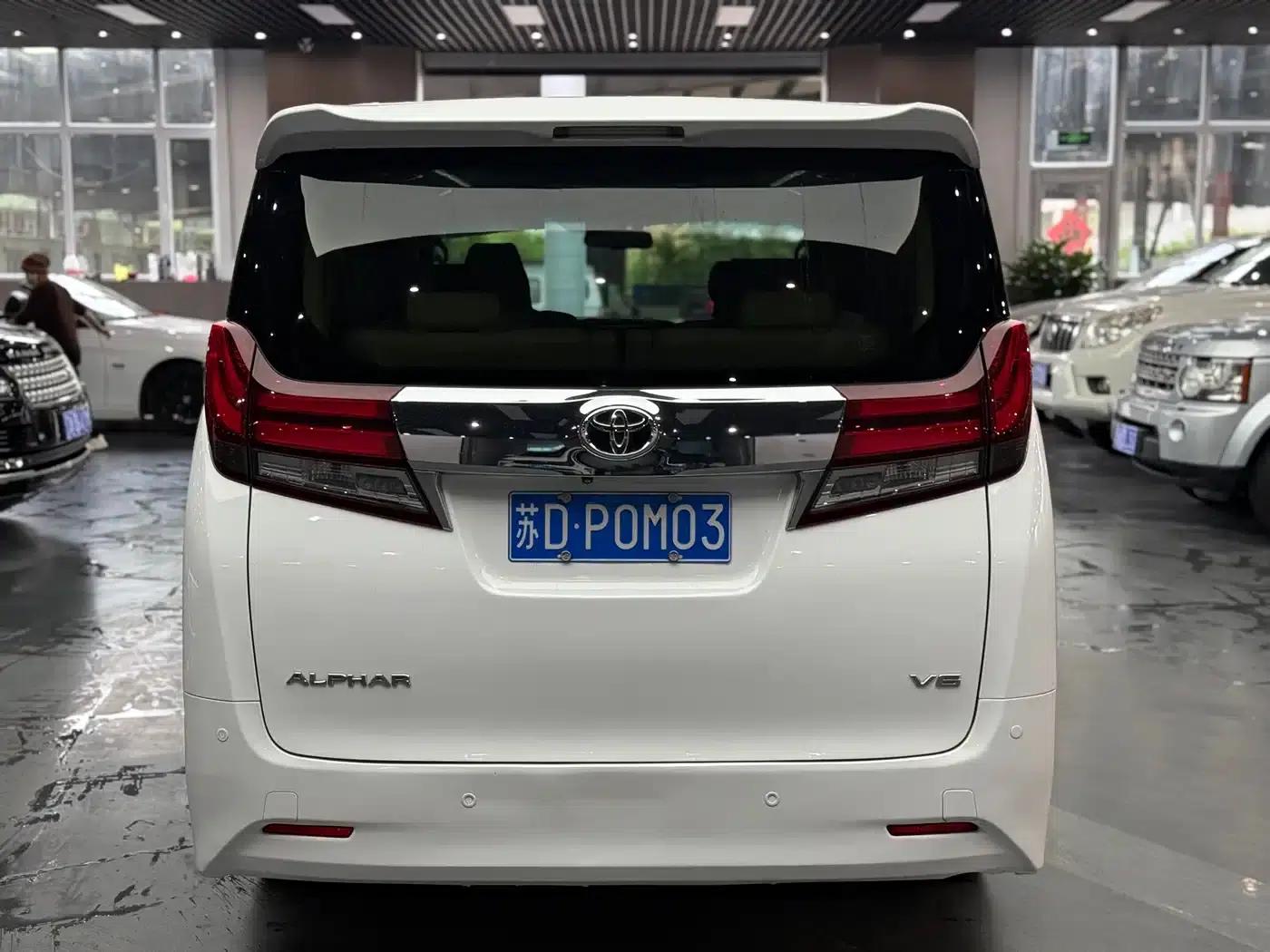 2015 Alphard 3.5L Luxury Edition — миниатюра 5