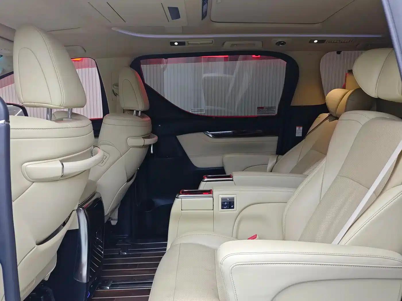 2018 Alphard Facelift 3.5L Luxury Edition — миниатюра 12