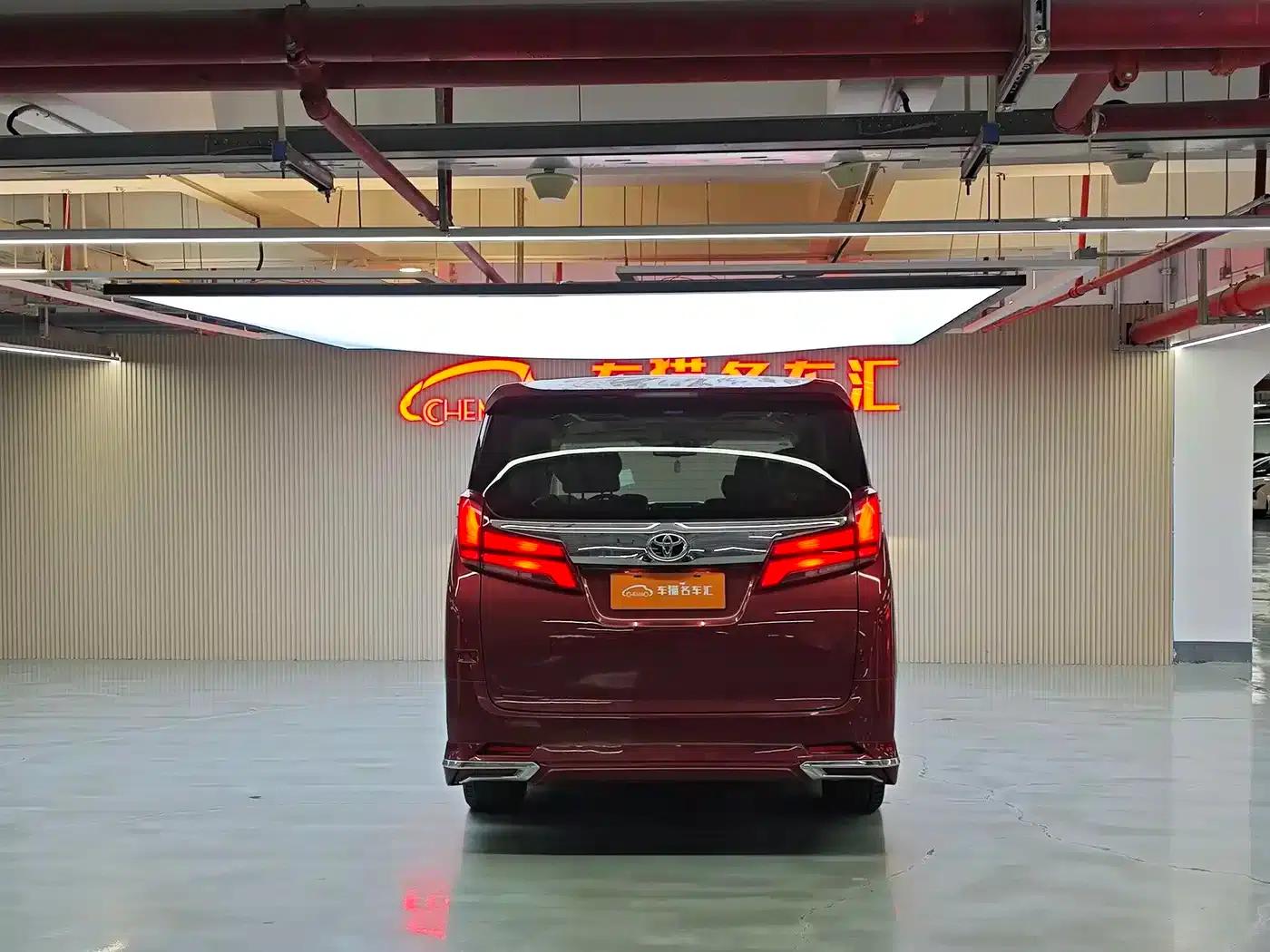 2018 Alphard Facelift 3.5L Luxury Edition — миниатюра 4