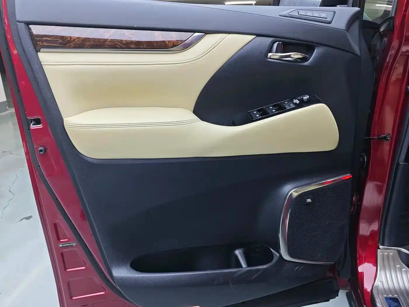 2018 Alphard Facelift 3.5L Luxury Edition — миниатюра 7