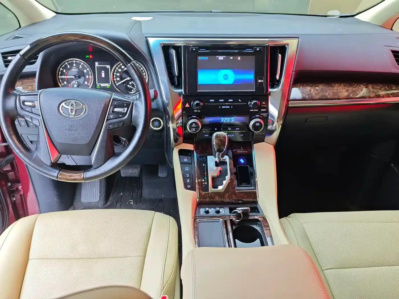 2018 Alphard Facelift 3.5L Luxury Edition — миниатюра 9