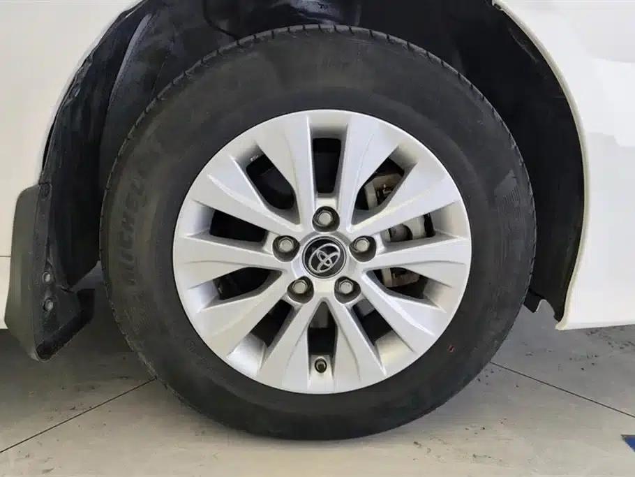 2019 Toyota Corolla 1.2T S-CVT GL Pioneer Edition — миниатюра 6