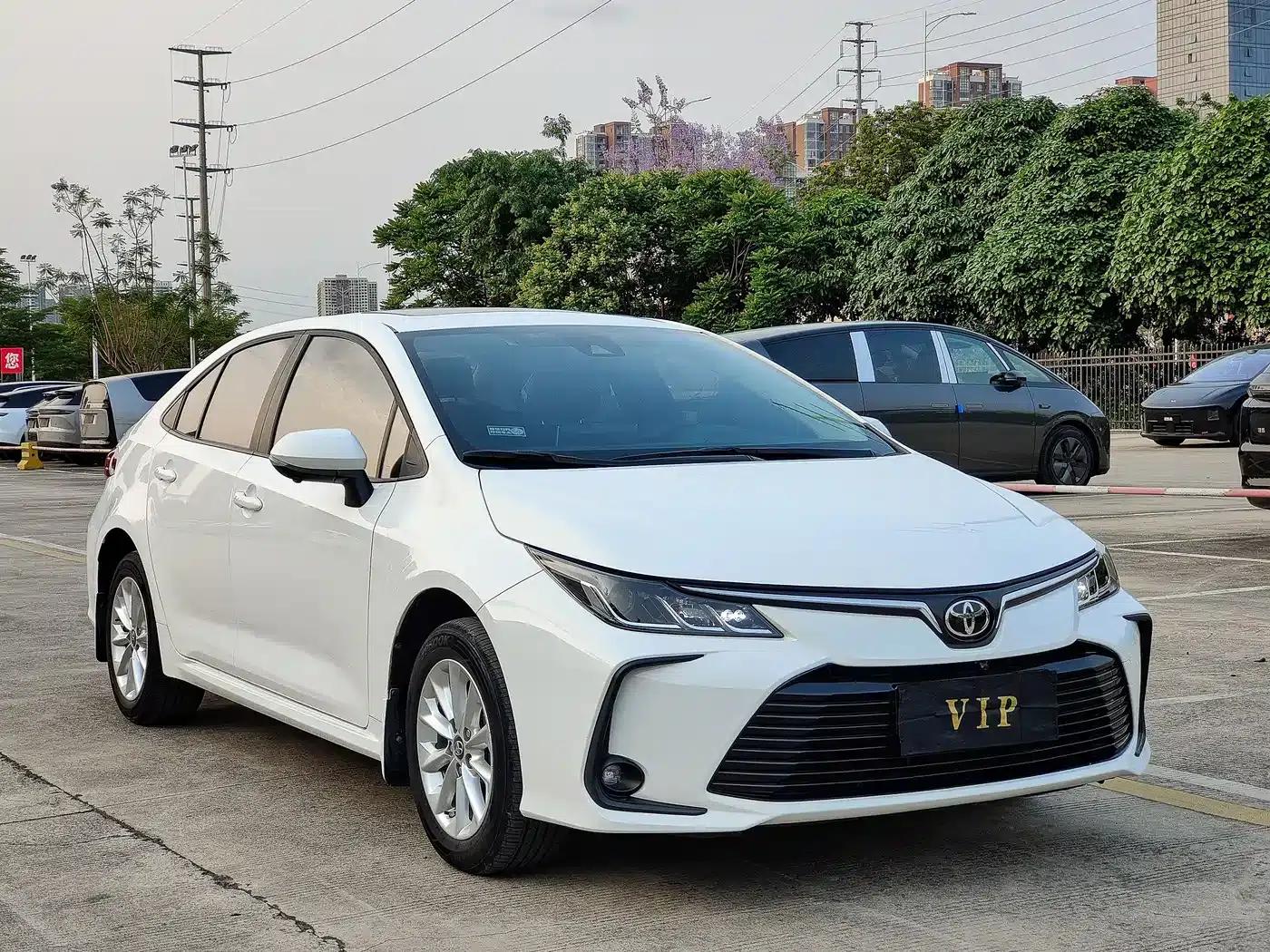 2021 Toyota Corolla 1.2T S-CVT Elite Edition — миниатюра 3