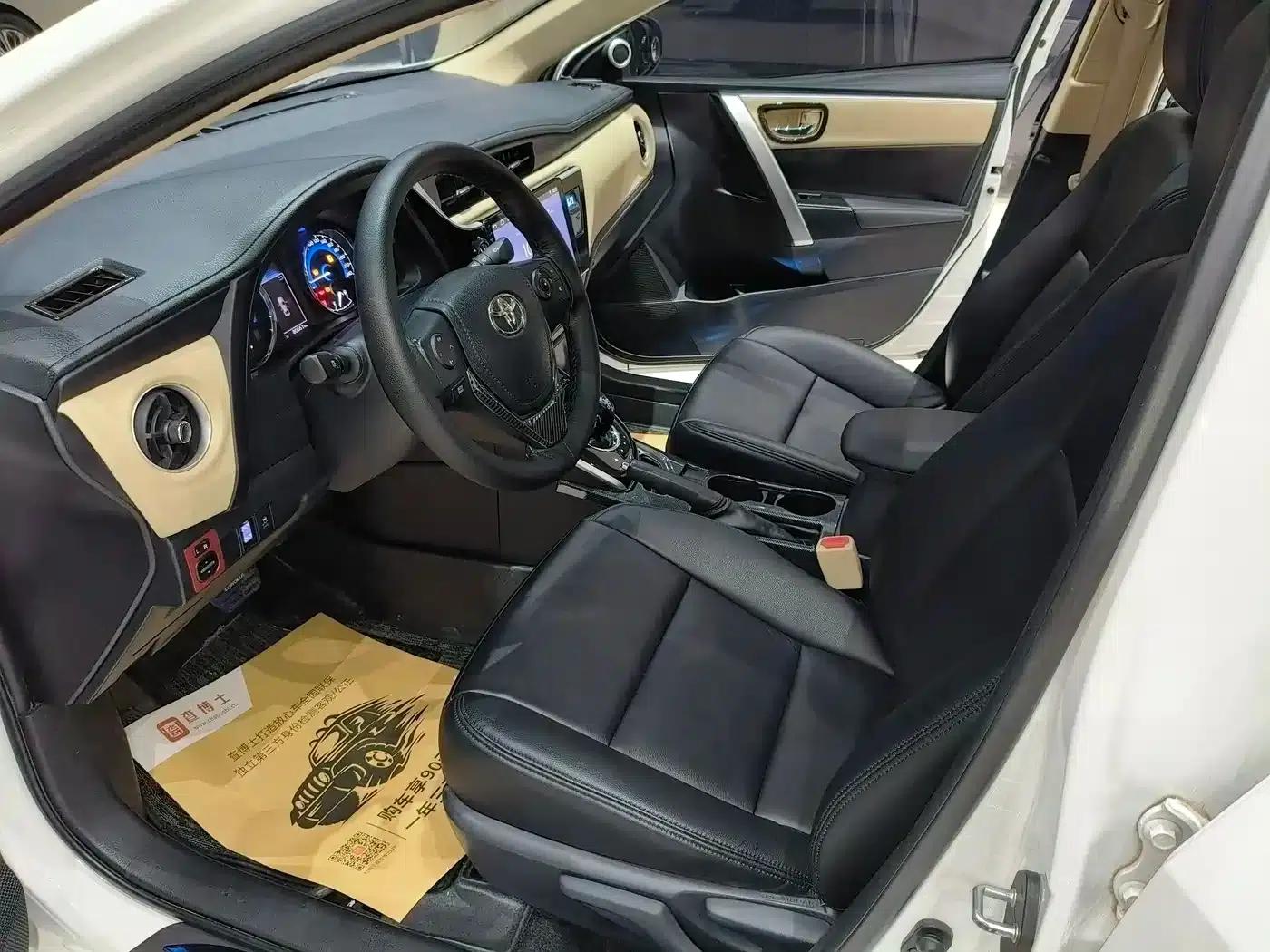 2017 Toyota Corolla Hybrid 1.8L E-CVT Leading Edition (Facelift) — миниатюра 9