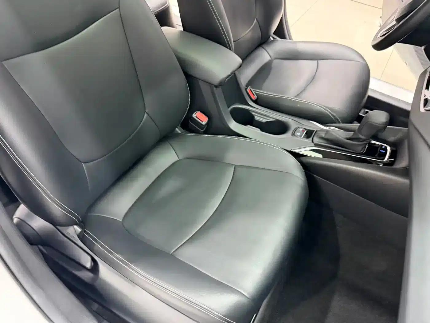 2021 Toyota Corolla TNGA 1.5L CVT Elite Edition — миниатюра 13