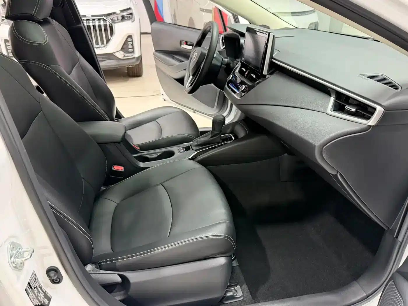 2021 Toyota Corolla TNGA 1.5L CVT Elite Edition — миниатюра 16