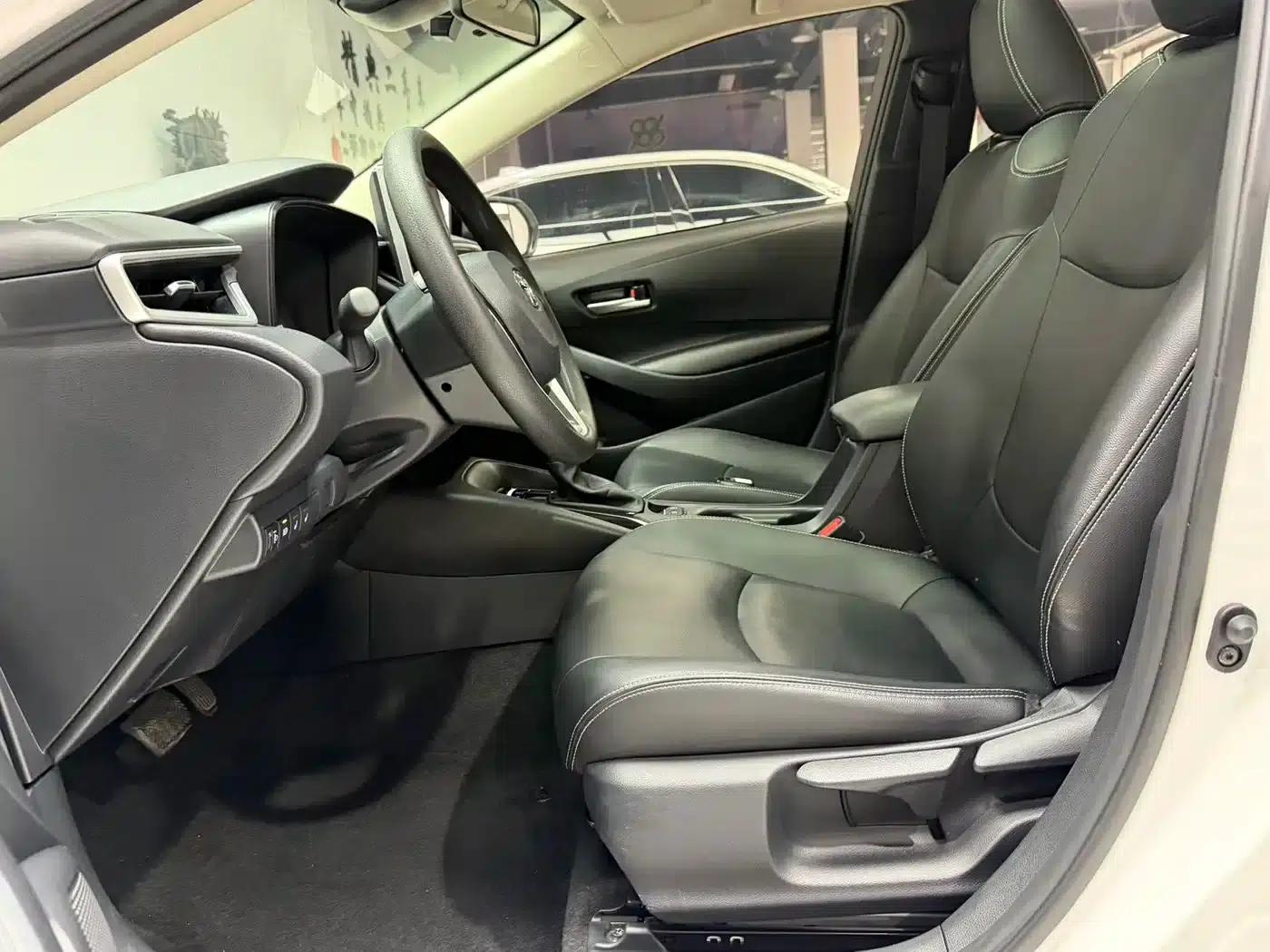 2021 Toyota Corolla TNGA 1.5L CVT Elite Edition — миниатюра 7