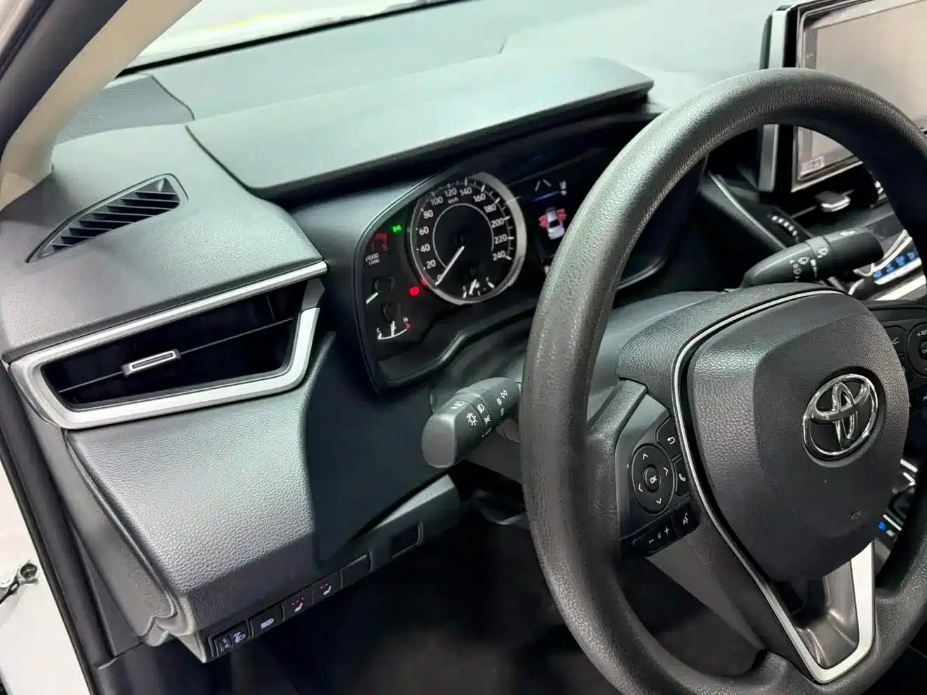 2023 Toyota Corolla 1.2T Elite Edition — миниатюра 12