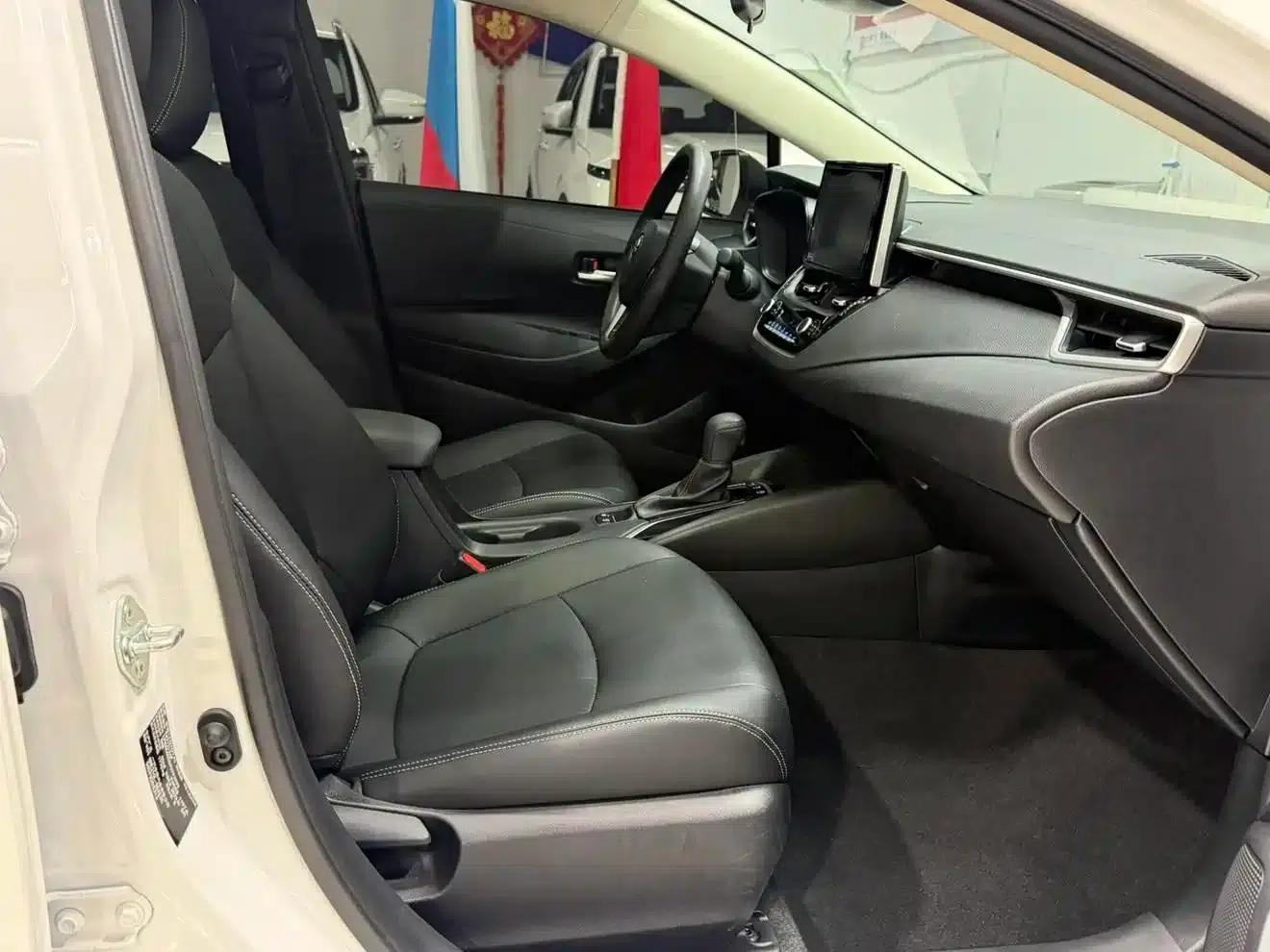 2023 Toyota Corolla 1.2T Elite Edition — миниатюра 21