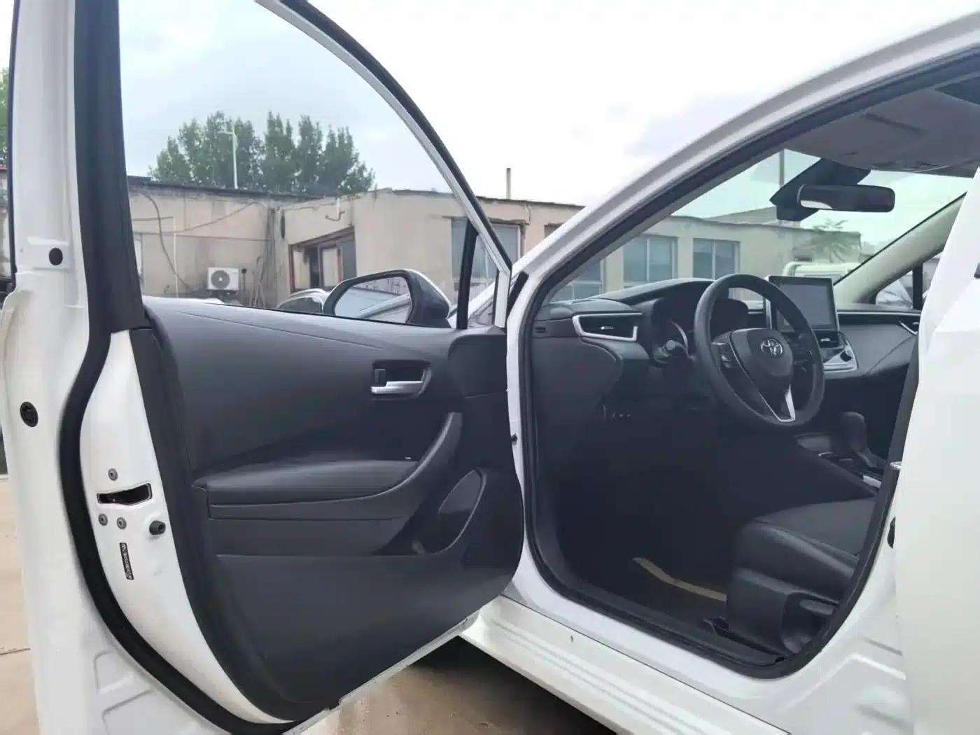 2021 Toyota Corolla 1.2T S-CVT Elite PLUS Edition — миниатюра 17