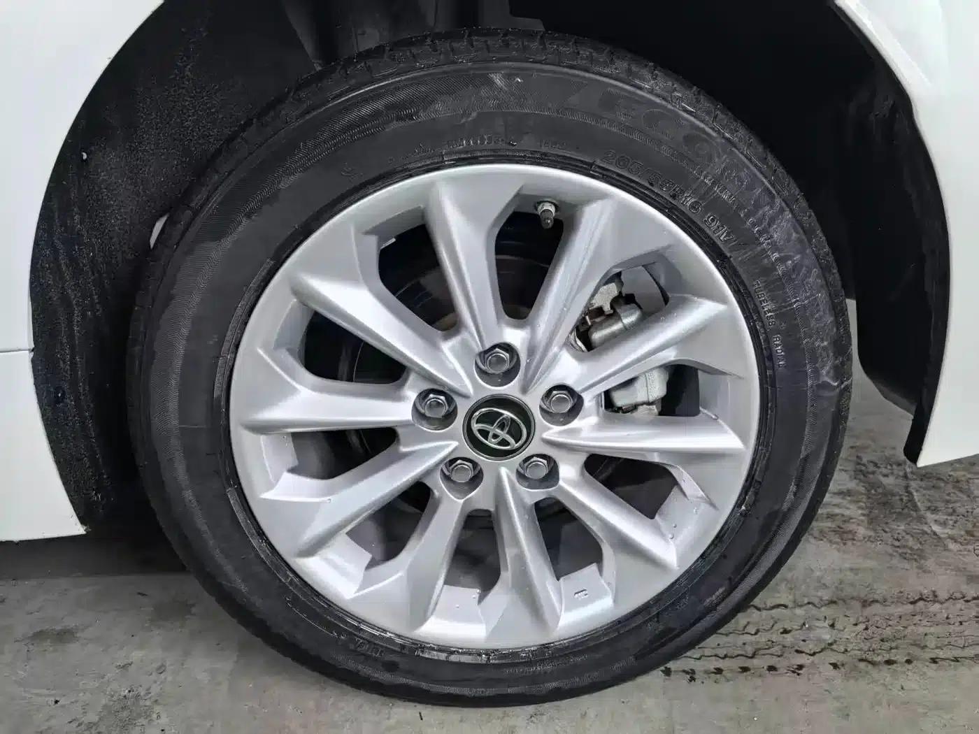 2021 Toyota Corolla 1.2T S-CVT Elite PLUS Edition — миниатюра 24