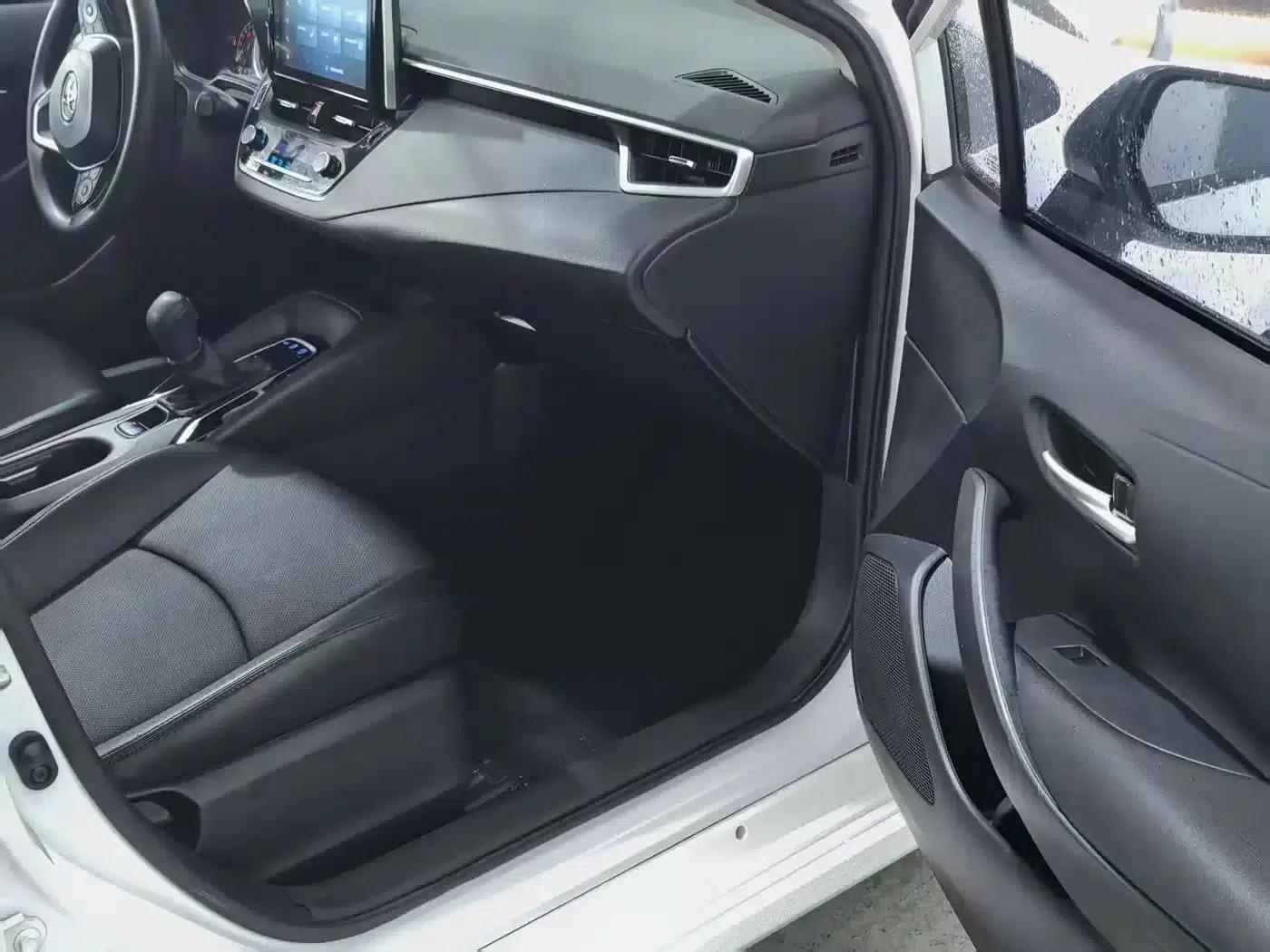 2021 Toyota Corolla 1.2T S-CVT Elite PLUS Edition — миниатюра 10