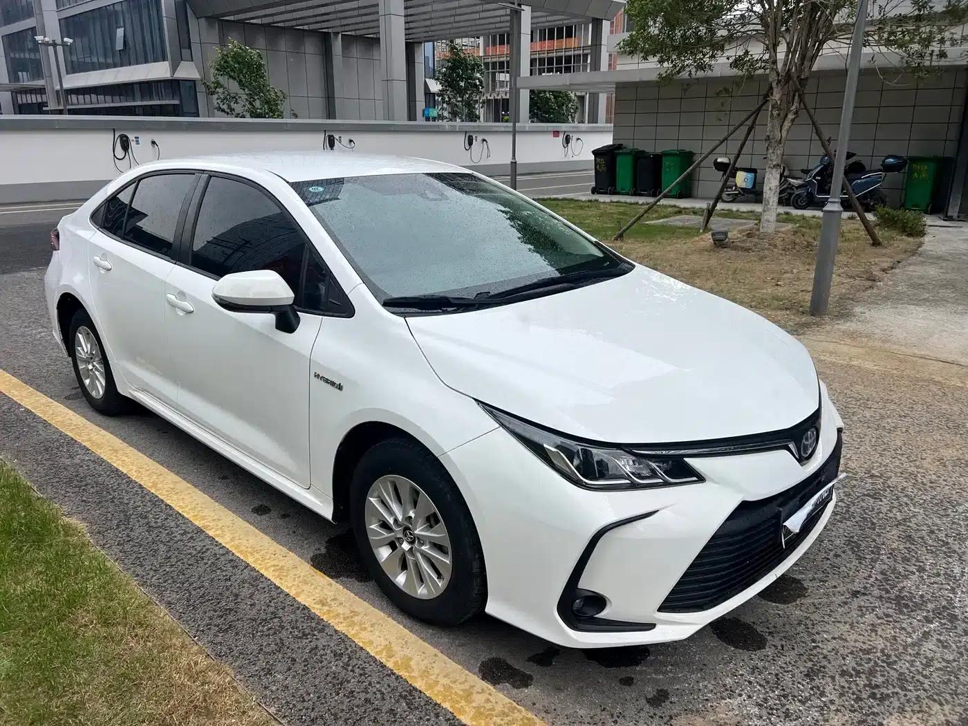 2021 Toyota Corolla Hybrid 1.8L E-CVT Pioneer Edition — миниатюра 6