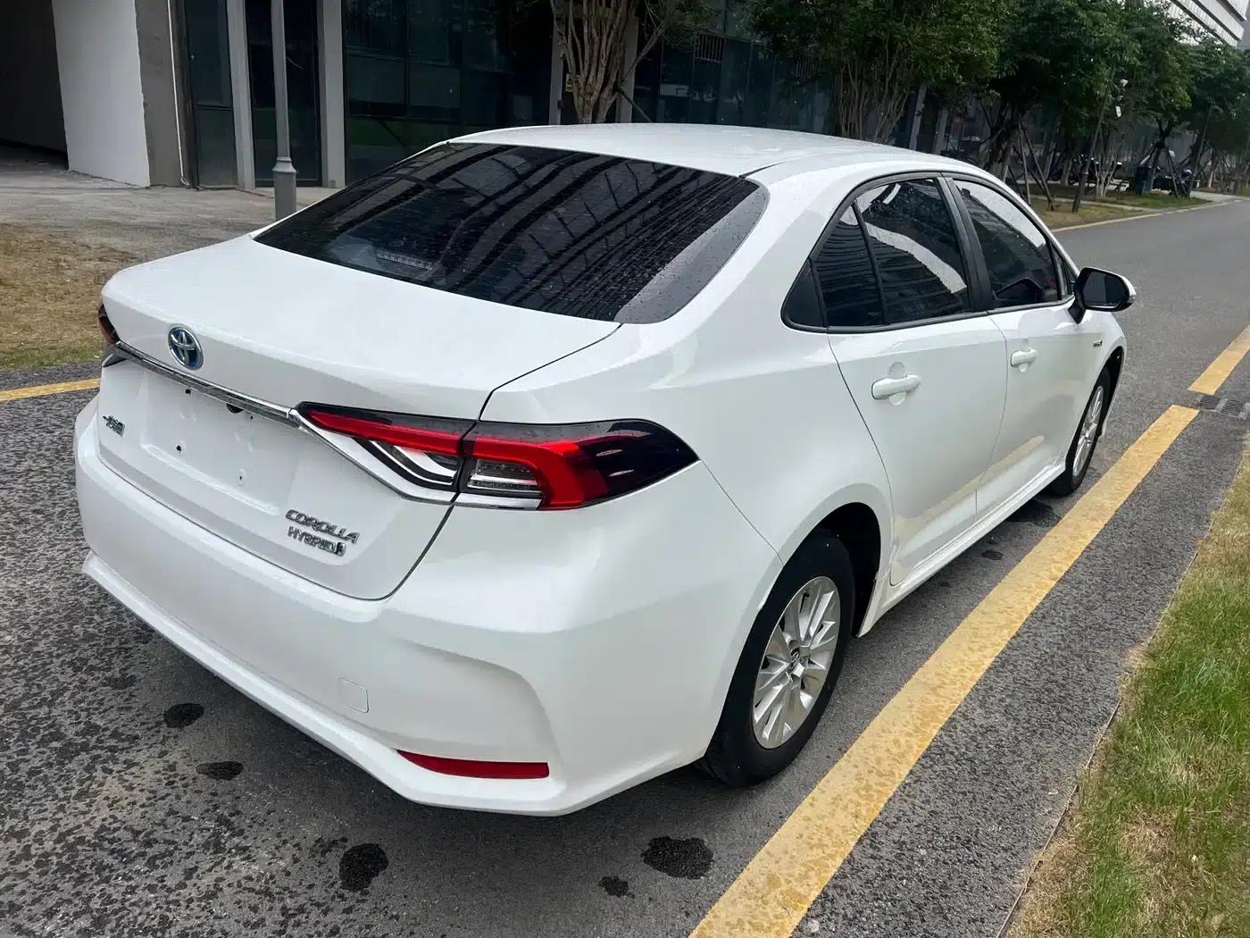 2021 Toyota Corolla Hybrid 1.8L E-CVT Pioneer Edition — миниатюра 7