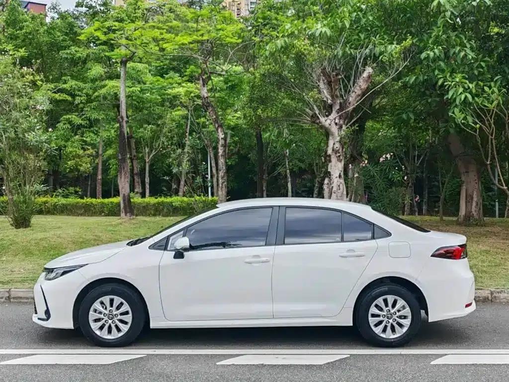 2022 Toyota Corolla 1.2T S-CVT Pioneer PLUS Edition — миниатюра 3