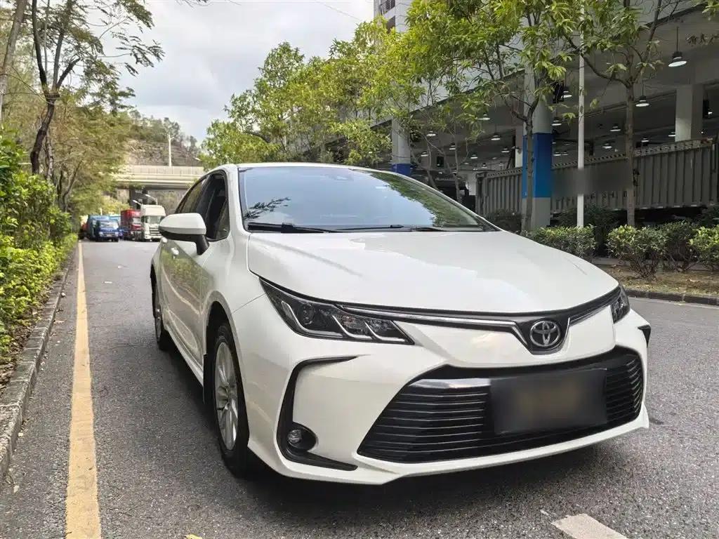 2023 Toyota Corolla 1.2T Elite Edition — миниатюра 6