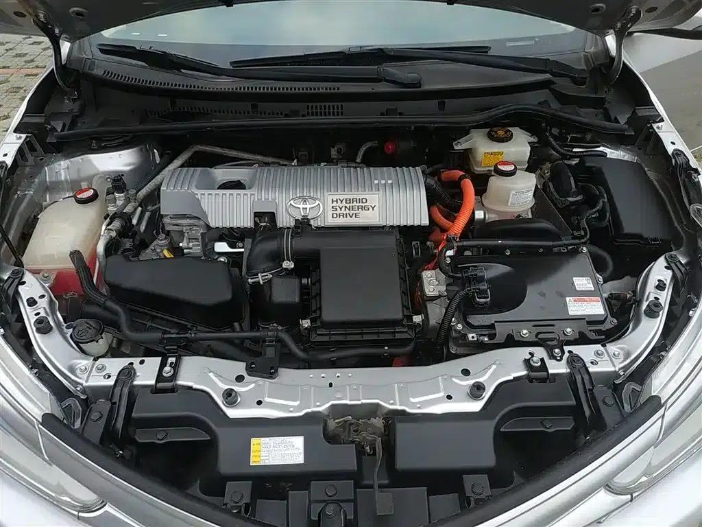 2016 Toyota Corolla Hybrid 1.8L E-CVT Elite Edition — миниатюра 20