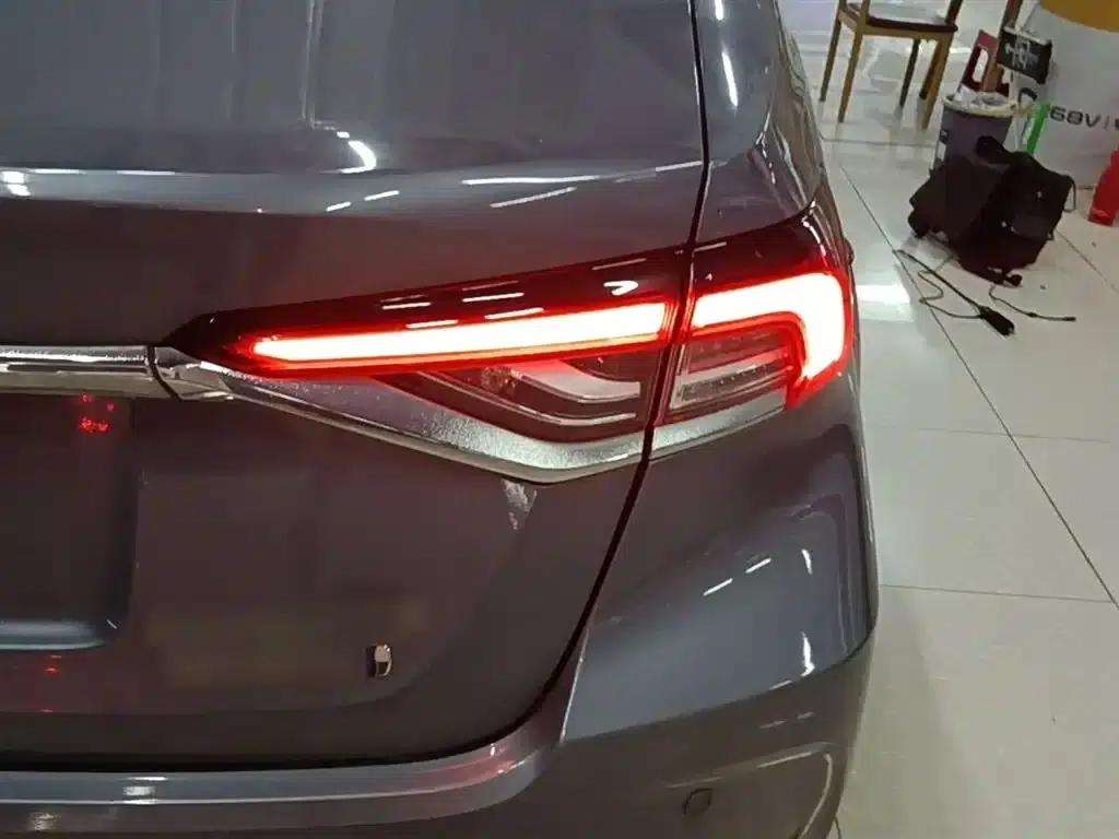 2022 Toyota Corolla Hybrid 1.8L E-CVT Pioneer Edition — миниатюра 8