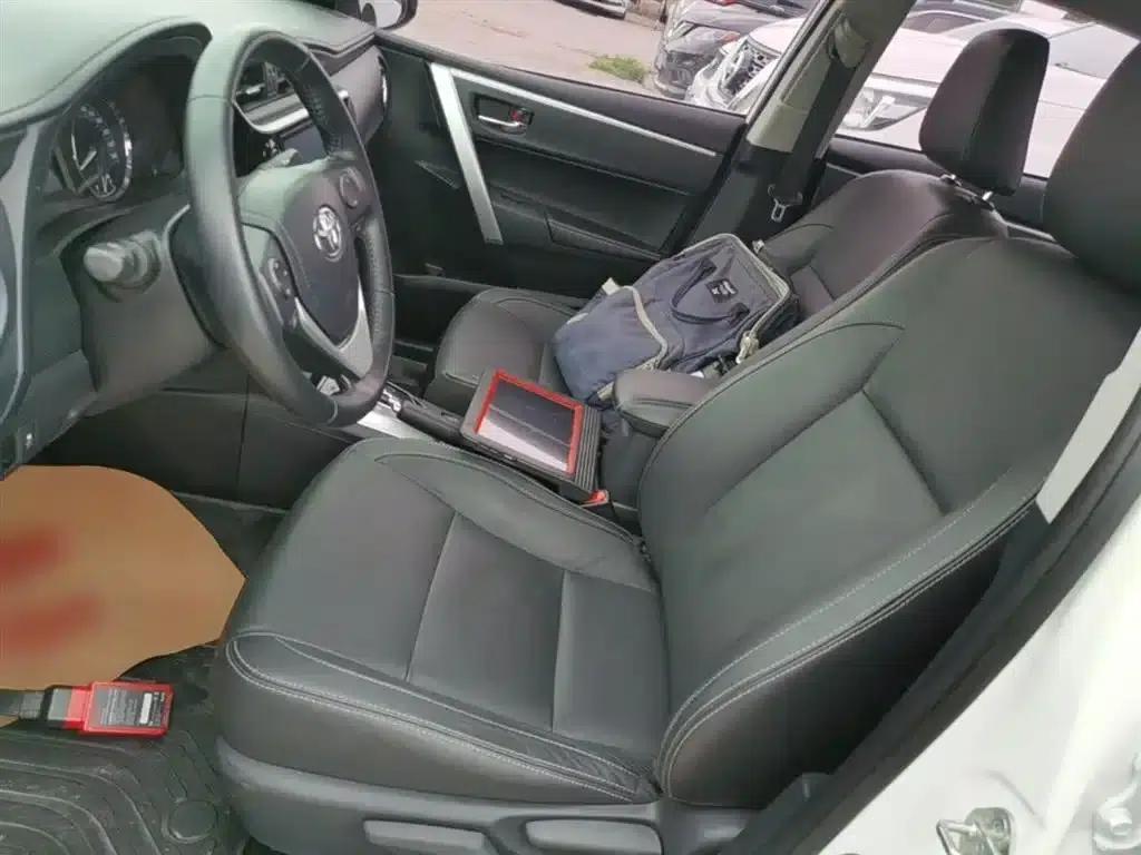 2017 Corolla Facelift 1.2T S-CVT GL-i Leather Edition — миниатюра 15