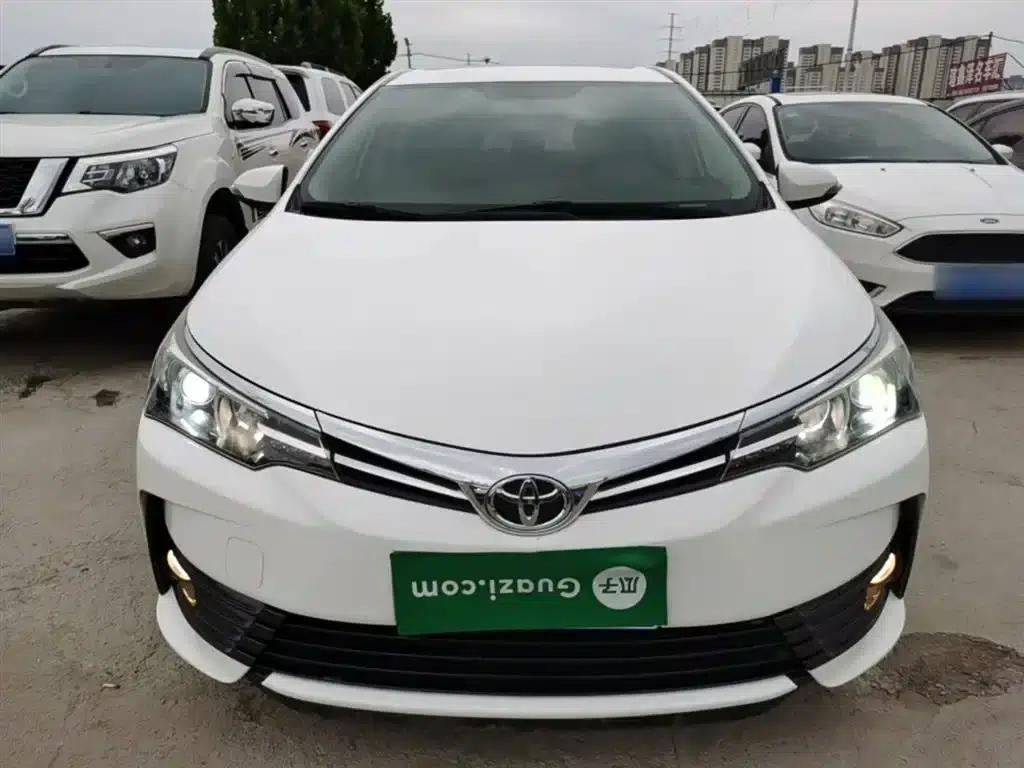 2017 Corolla Facelift 1.2T S-CVT GL-i Leather Edition — миниатюра 3