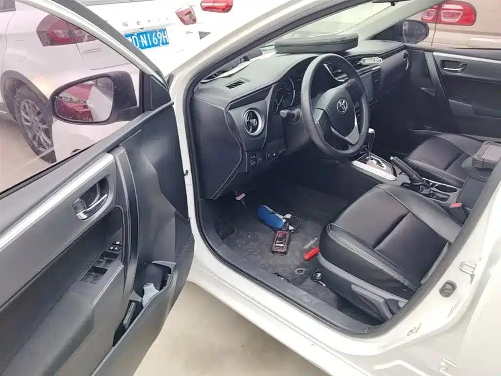 2017 Corolla Facelift 1.2T S-CVT GL — миниатюра 16