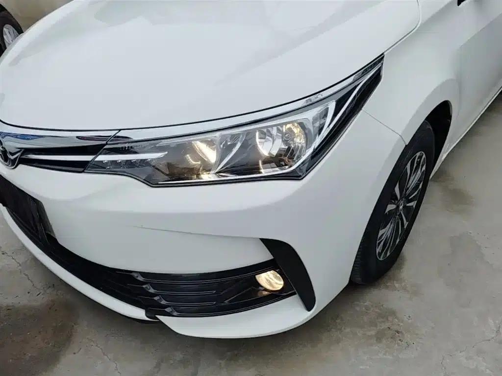 2017 Corolla Facelift 1.2T S-CVT GL — миниатюра 24