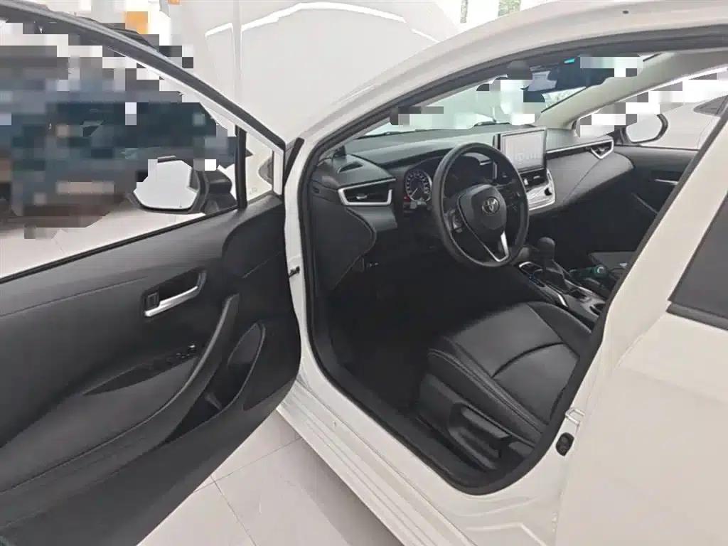 2019 Toyota Corolla 1.2T S-CVT GL-i Elite Edition — миниатюра 23