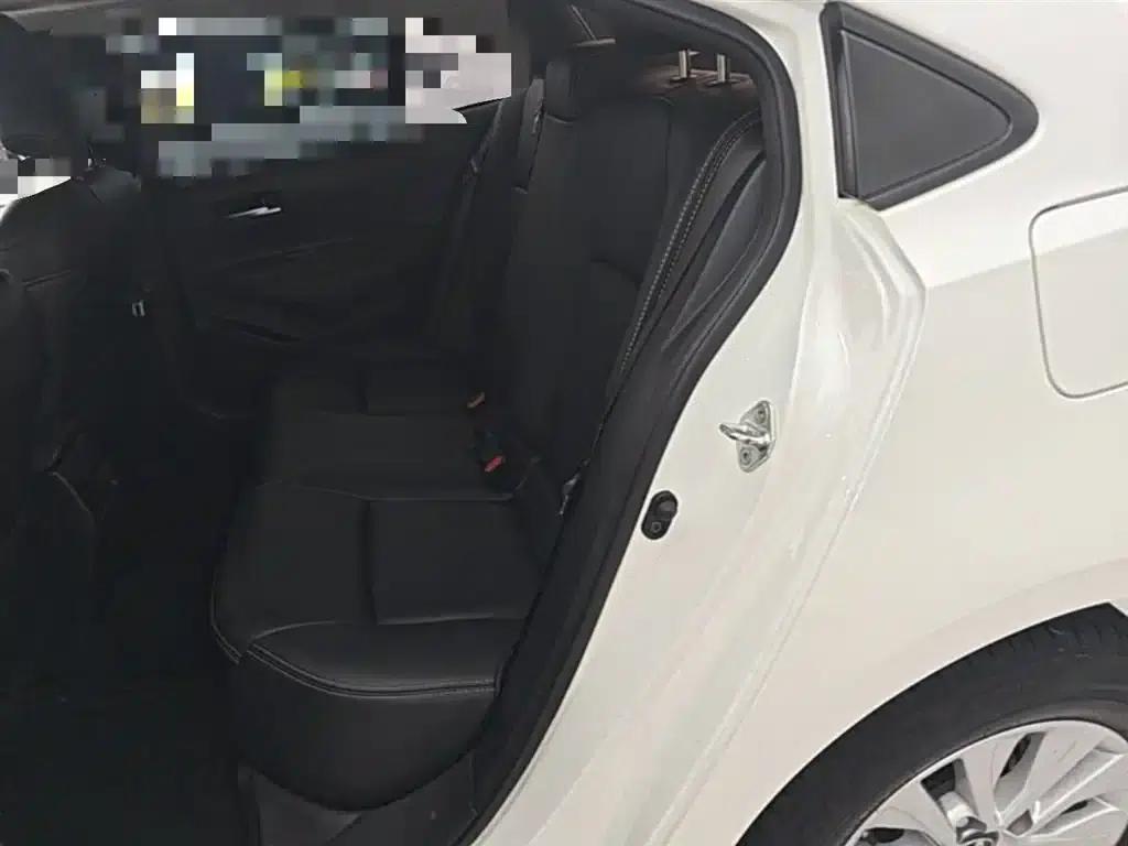 2019 Toyota Corolla 1.2T S-CVT GL-i Elite Edition — миниатюра 24