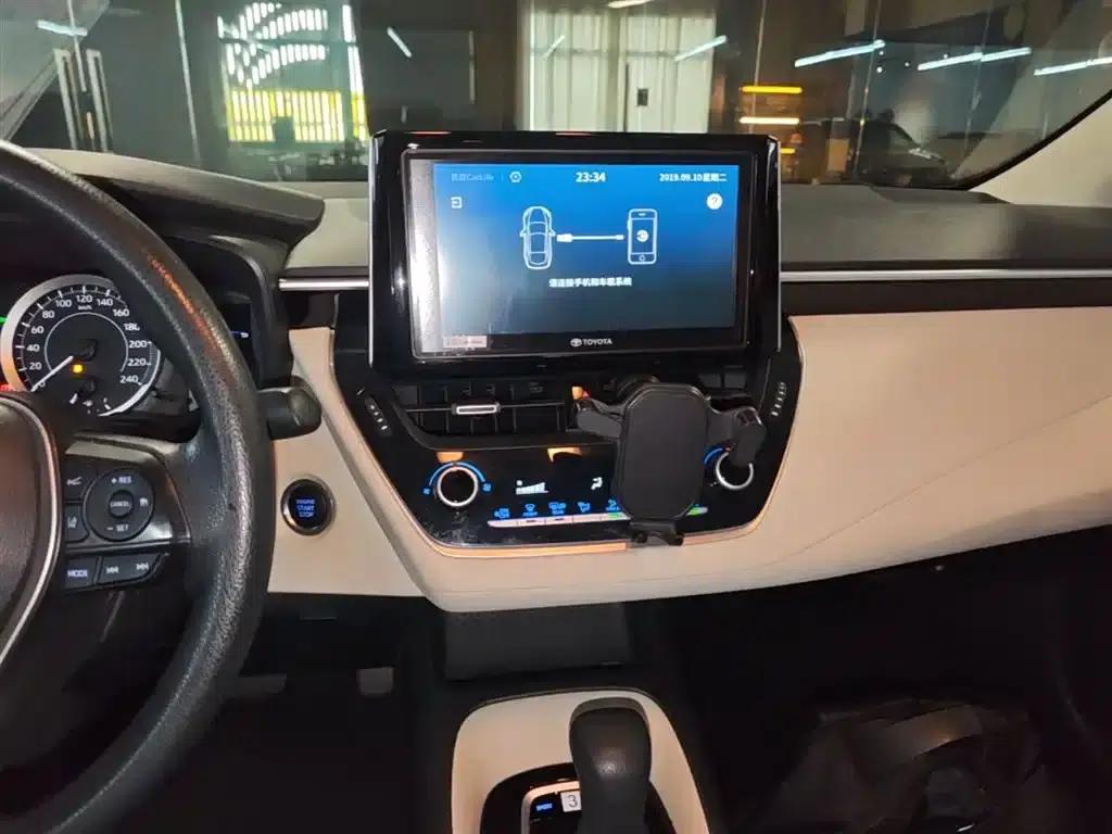 2019 Toyota Corolla 1.2T S-CVT GL-i Elite Edition — миниатюра 13