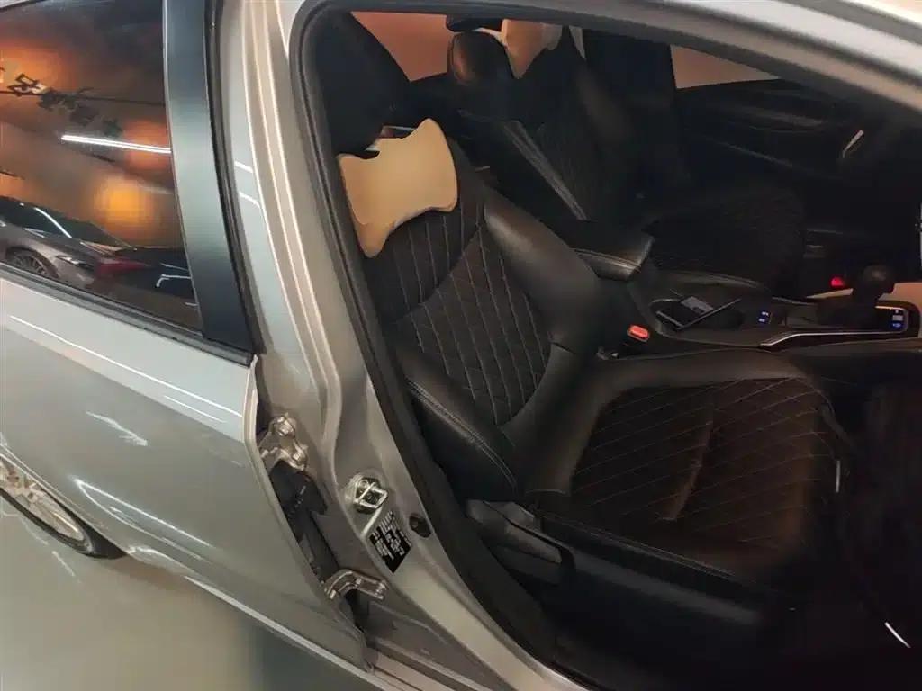 2019 Toyota Corolla 1.2T S-CVT GL-i Elite Edition — миниатюра 25