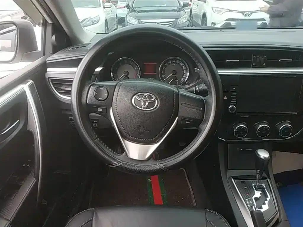 2014 Toyota Corolla 1.6L CVT GL-i Leather Edition — миниатюра 11