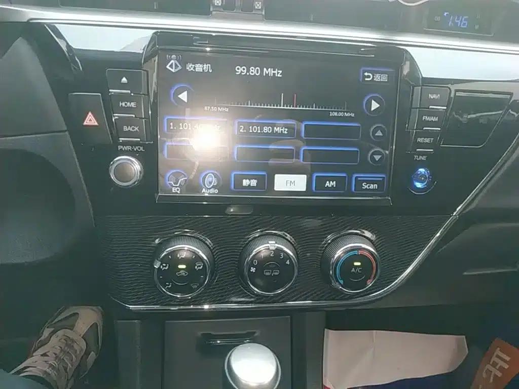 2014 Toyota Corolla 1.6L CVT GL-i Leather Edition — миниатюра 13