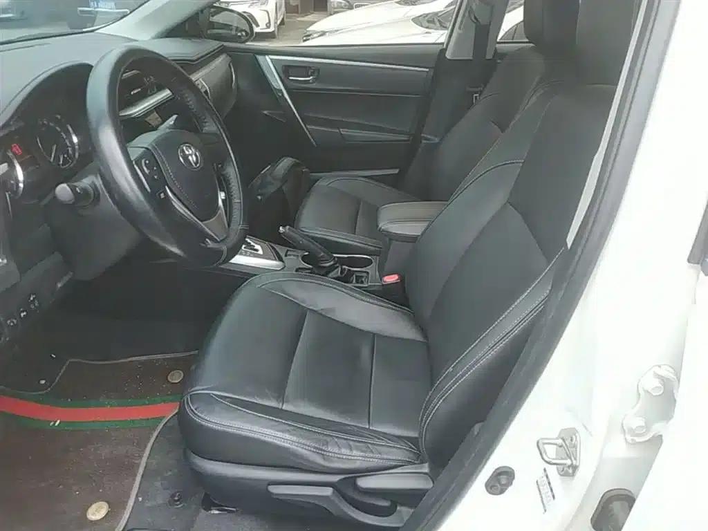 2014 Toyota Corolla 1.6L CVT GL-i Leather Edition — миниатюра 15